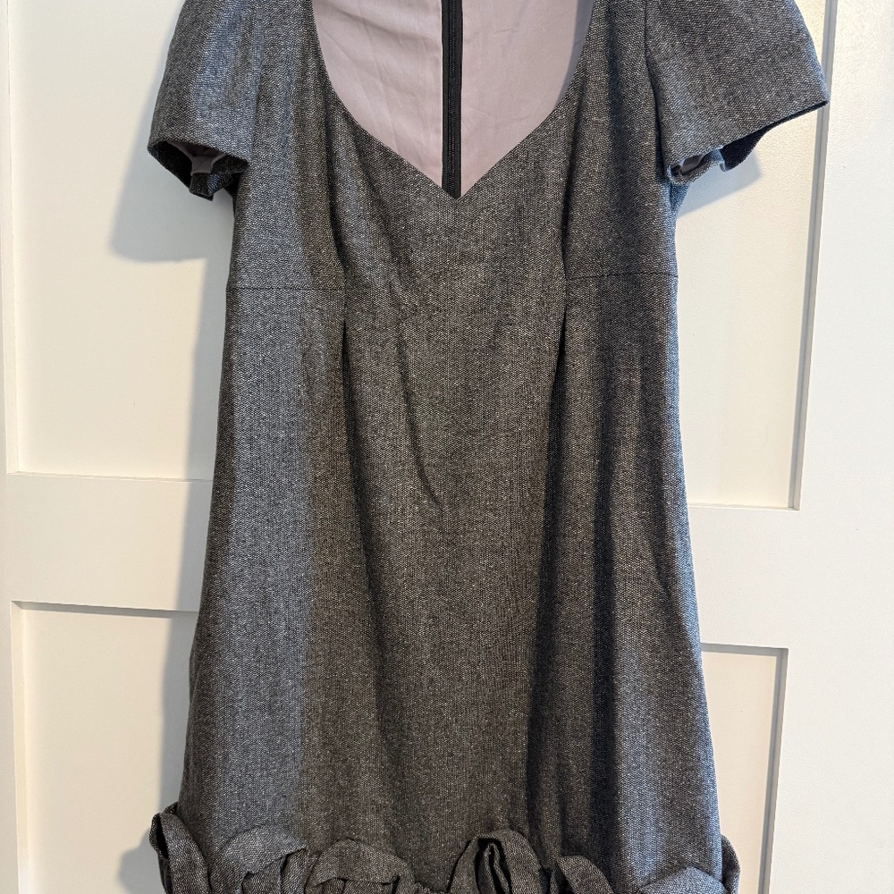 Wool tweed dress with floral apliques